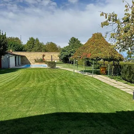Villa Casa Monti With Pool Vignale Monferrato