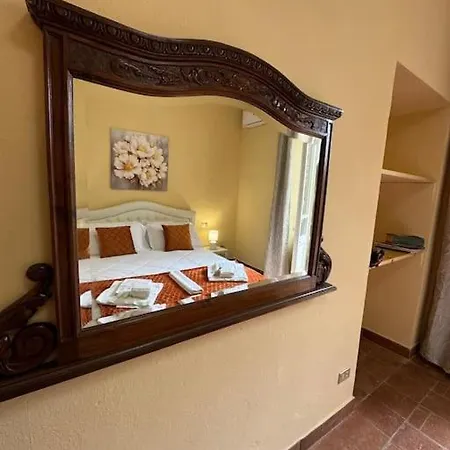 Villa Casa Monti With Pool *
