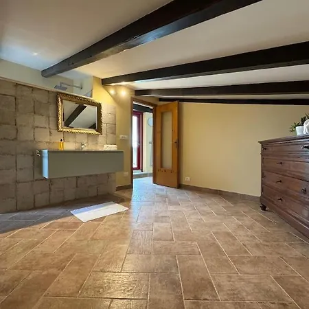 Vila Casa Monti With Pool *