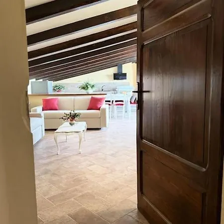Casa Monti With Pool Vila Vignale