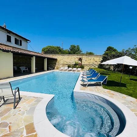 Casa Monti With Pool Villa *